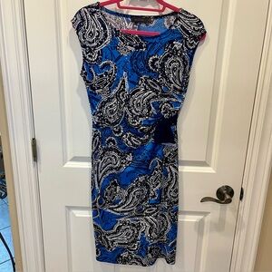 Women’s SZ S THE LIMITED Pullover Stretch Cap Slv Blue and Black Paisley Dress